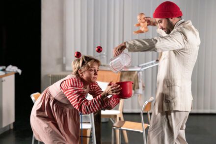 Tjaša Mislej: Mama Is the First Word / Kaja Petrovič in Benjamin Krnetić. Photo by Peter Uhan.