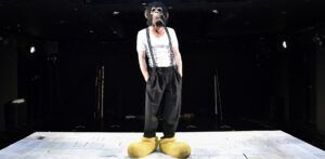 MandicCirkus-oblecen-1840x900-px
