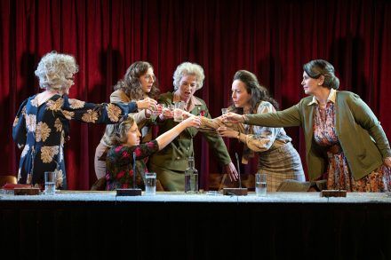 Silva Čušin, Eva Jesenovec, Vanja Plut, Barbara Cerar, Iva Babić and Maja Sever. Photo by Peter Uhan.